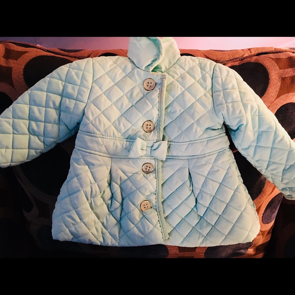 ❌SOLD❌Pastel Green Coat w/bow & Gold buttons New!